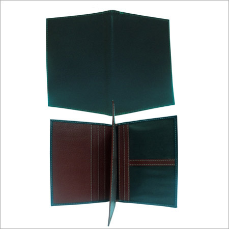 लेदर कार्ड होल्डर