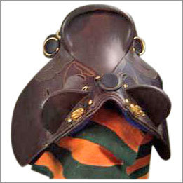 सामान्य प्रकार के saddle और harness वस्त्र