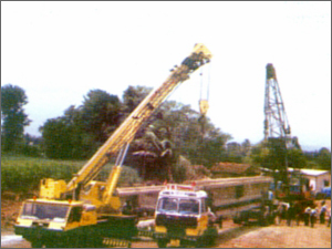 क्रेन किराए पर देने की सेवाएँ