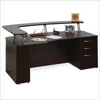 मॉड्यूलर कार्यकारी टेबल्स