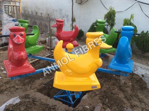 Merry Go Round Ducks Capacity: 800 Pound