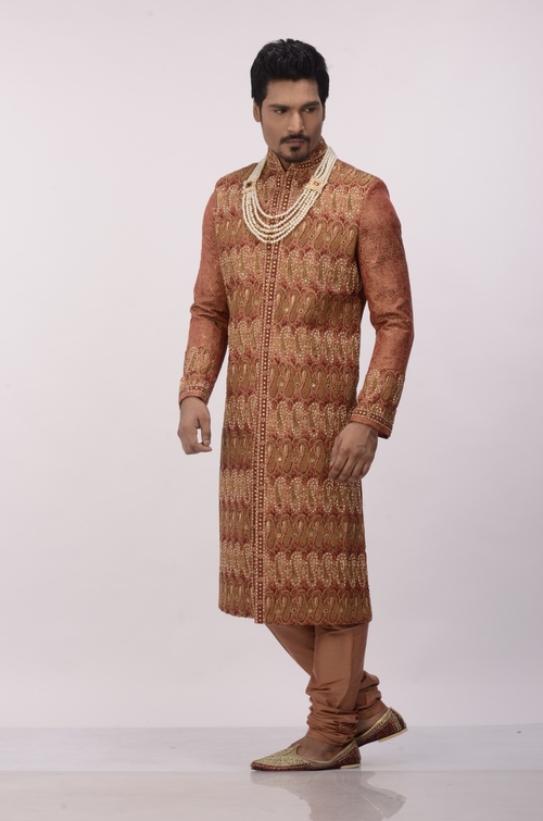 शादी की शेरवानी