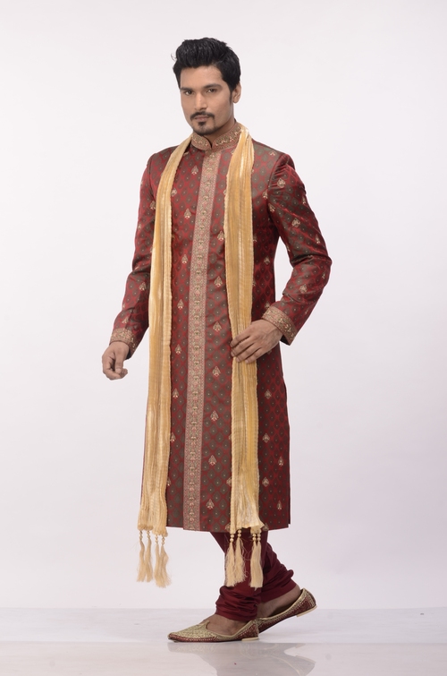 शादी का शेरवानी
