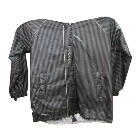 महिलाओं की विंडचिटर जैकेट