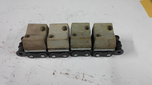 Rubber pad chain