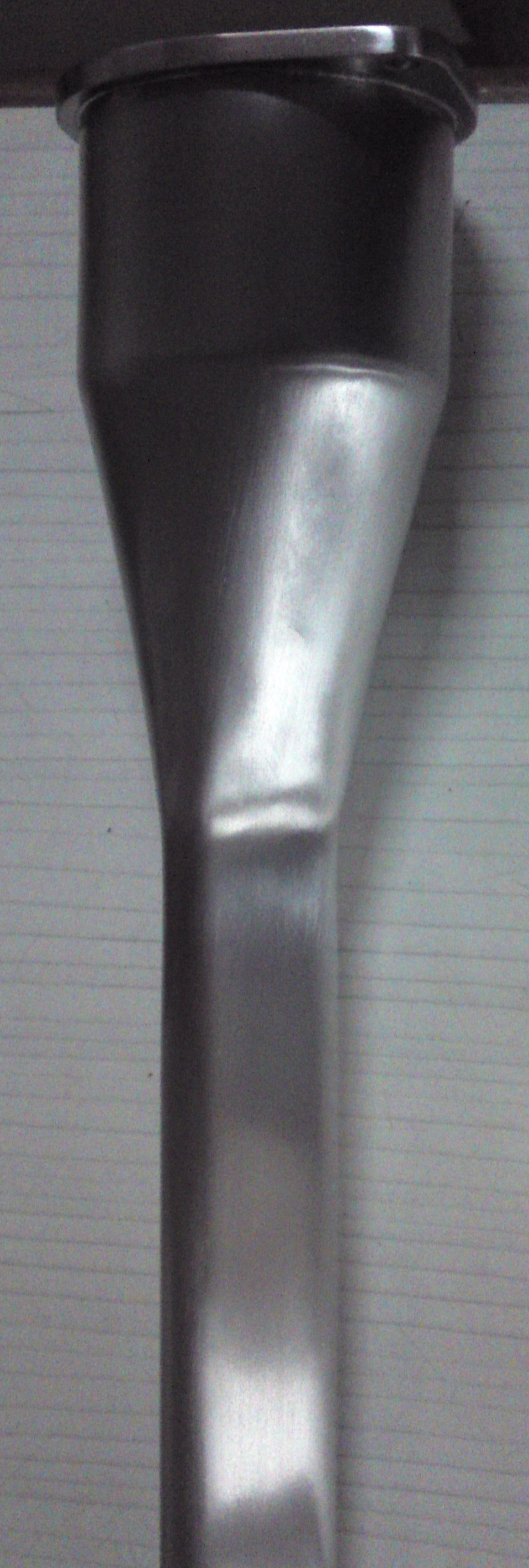 Ss Powder Funnel - Stainless Steel 316l, Round Upper And Narrow Cylindrical Lower Shape For Smooth Powder Flow