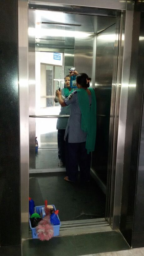 मैनुअल क्लीनिंग