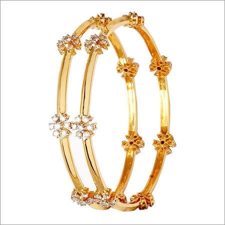 18K Fine Gold Bangle - 12.410g, Features Coral, Crystal, Porcelain, Unisex & Gift Occasion