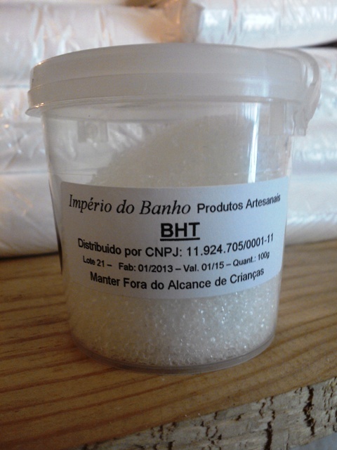 B H T - 100% Pure, Low Density Chemical Solid | Irregular Shape, pH 10, Woody Smell, Easy To Use