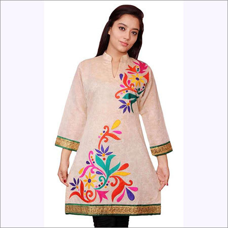 Lubaba Womans  Embroidered  Cotton Kurti
