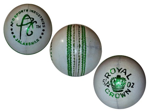 Apg Natural White Cricket Balls Display Color: Multicolour