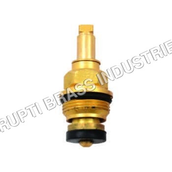 स्पिंडल फिटिंग साइज़: 1/2 इंच से 3 इंच