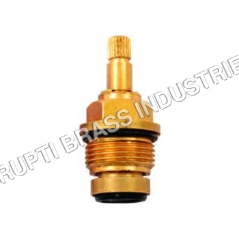 टैप स्पिंडल फिटिंग साइज़: 1/2 इंच से 3 इंच