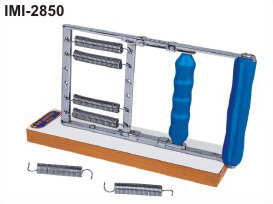 Upper-extremity Exercise Station: Age Group: Elders