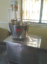 St. Steel Karahi Capacity: High