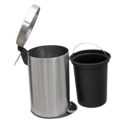 सिल्वर और ब्लैक डस्ट डिब्बे