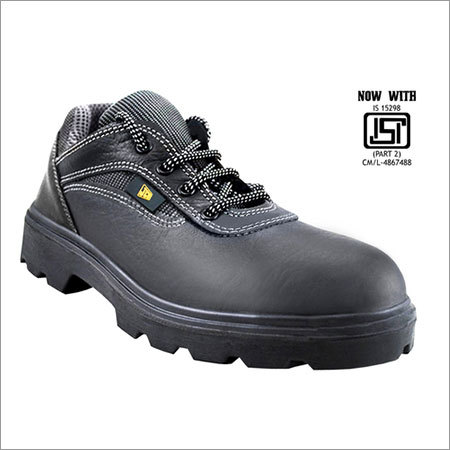 EARTHMOVER EYELET