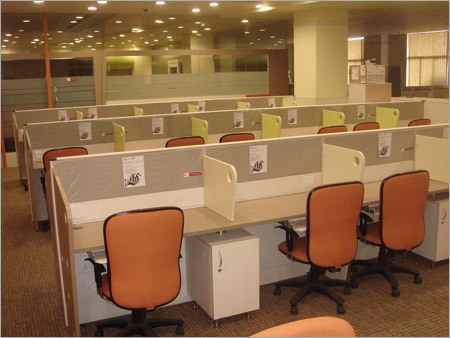 विभाजक के साथ रेखीय कार्यस्थान