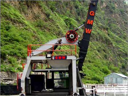 हाइड्रॉलिक रैकिंग मशीन