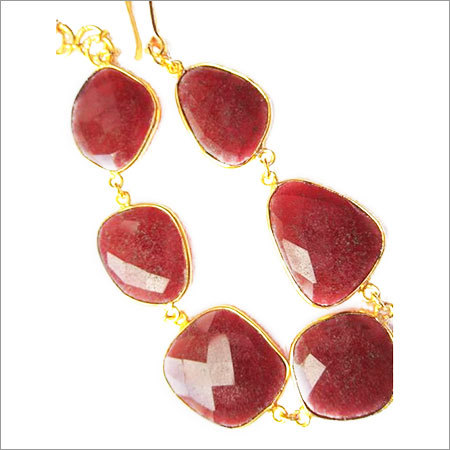 लाल क्वार्ट्ज 6 पीसी कनेक्टर गोल्ड प्लेटेड ब्रेसलेट 7.5 इंच वजन: 5-20 ग्राम (जी)