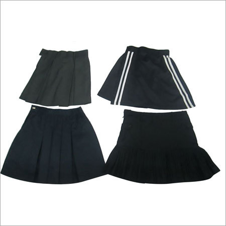 बच्चों के स्कूल यूनिफ़ॉर्म