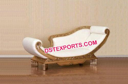 वेडिंग बोट स्टाइल सोफा