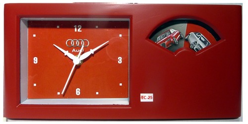 टेबल घड़ी (Audi)
