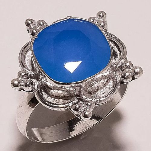 स्क्वायर ब्लू चेलेडोनी 12 एमएम फेसेटेड कट स्टोन रिंग