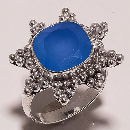 स्क्वायर ब्लू चेलेडोनी 12 एमएम फेसेटेड कट स्टोन रिंग