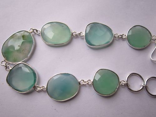 हल्का हरा चेलेडोनी 7 पीस स्टर्लिंग सिल्वर प्लेटेड 8 इंच कनेक्टर पहनने के लिए तैयार ब्रेसलेट वज़न: 5-20 ग्राम (G)