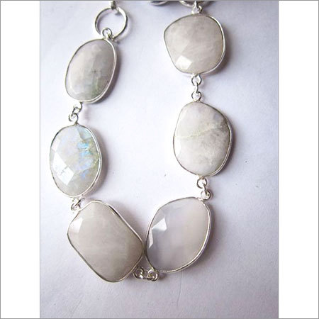 व्हाइट रेनबो मूनस्टोन 7 पीस स्टर्लिंग सिल्वर प्लेटेड 8 इंच कनेक्टर पहनने के लिए तैयार ब्रेसलेट