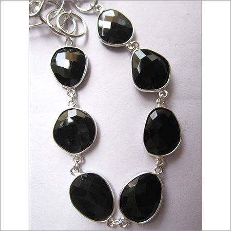 काला गोमेद 7 पीस स्टर्लिंग सिल्वर प्लेटेड 8 इंच कनेक्टर पहनने के लिए तैयार ब्रेसलेट वज़न: 5-20 ग्राम (G)