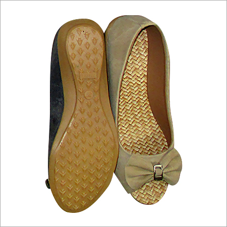 डिजाइनर बेली सैंडल