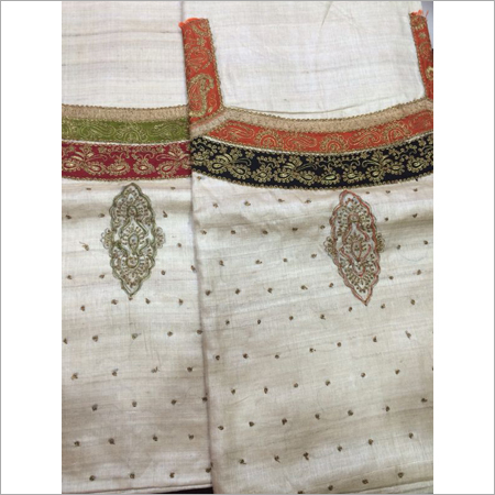 अनस्टिच्ड सिल्क सूट