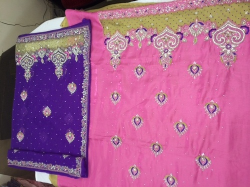 बिना सिला हुआ सूट