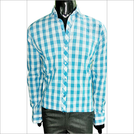 हल्का आसमानी नीला शर्ट