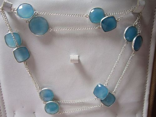 32 इंच स्काई ब्लू चेलेडोनी बेज़ल कनेक्टर 12 पीसी। 16 मिमी -20 मिमी चेन वजन: 10-25 ग्राम (जी)