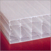 पॉलीकार्बोनेट ट्रिपल-दीवार शीट