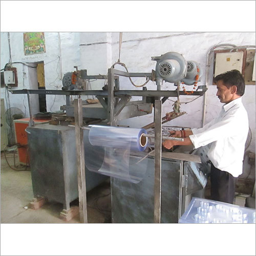 सेमी ऑटोमैटिक फॉर्मिंग मशीन