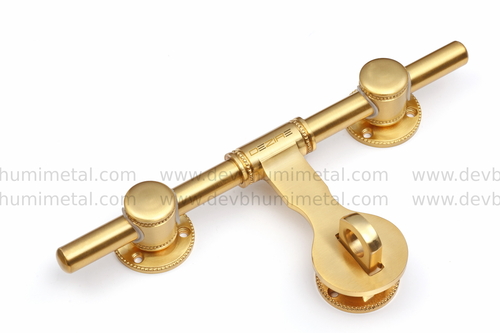 मेन डोर एल्ड्रॉप