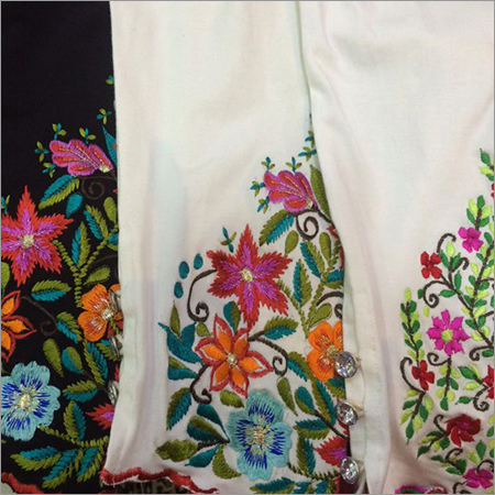 डिज़ाइनर अनस्टिच्ड लेगिंग्स