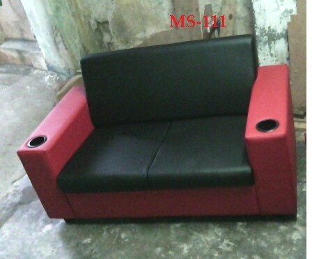 थिएटर सोफा