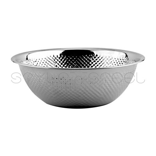 डिज़ाइन किया गया कटोरा।