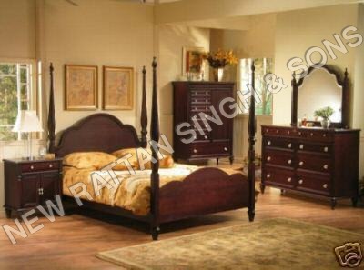 राजा आकार लकड़ी का बिस्तर