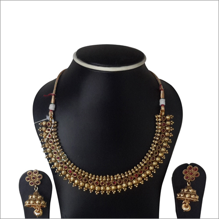 फैंसी हार