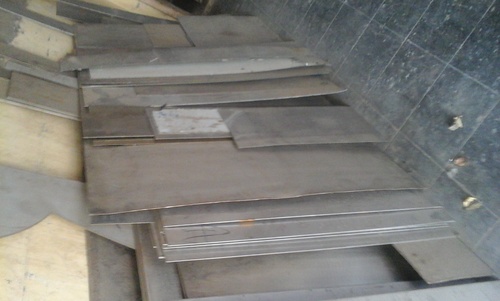 स्टेनलेस स्टील प्लेट