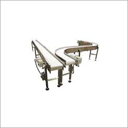 कन्वेयर बेल्ट पर बढ़ जाती है