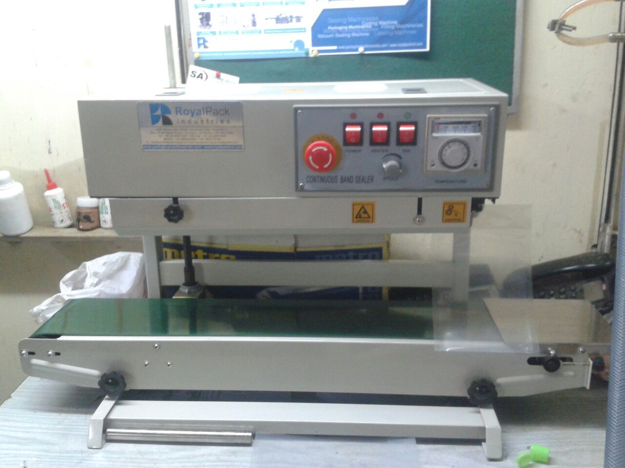 Continuous Pouch Sealing Machine - 220-240v, New Condition | White Color, Industrial Application