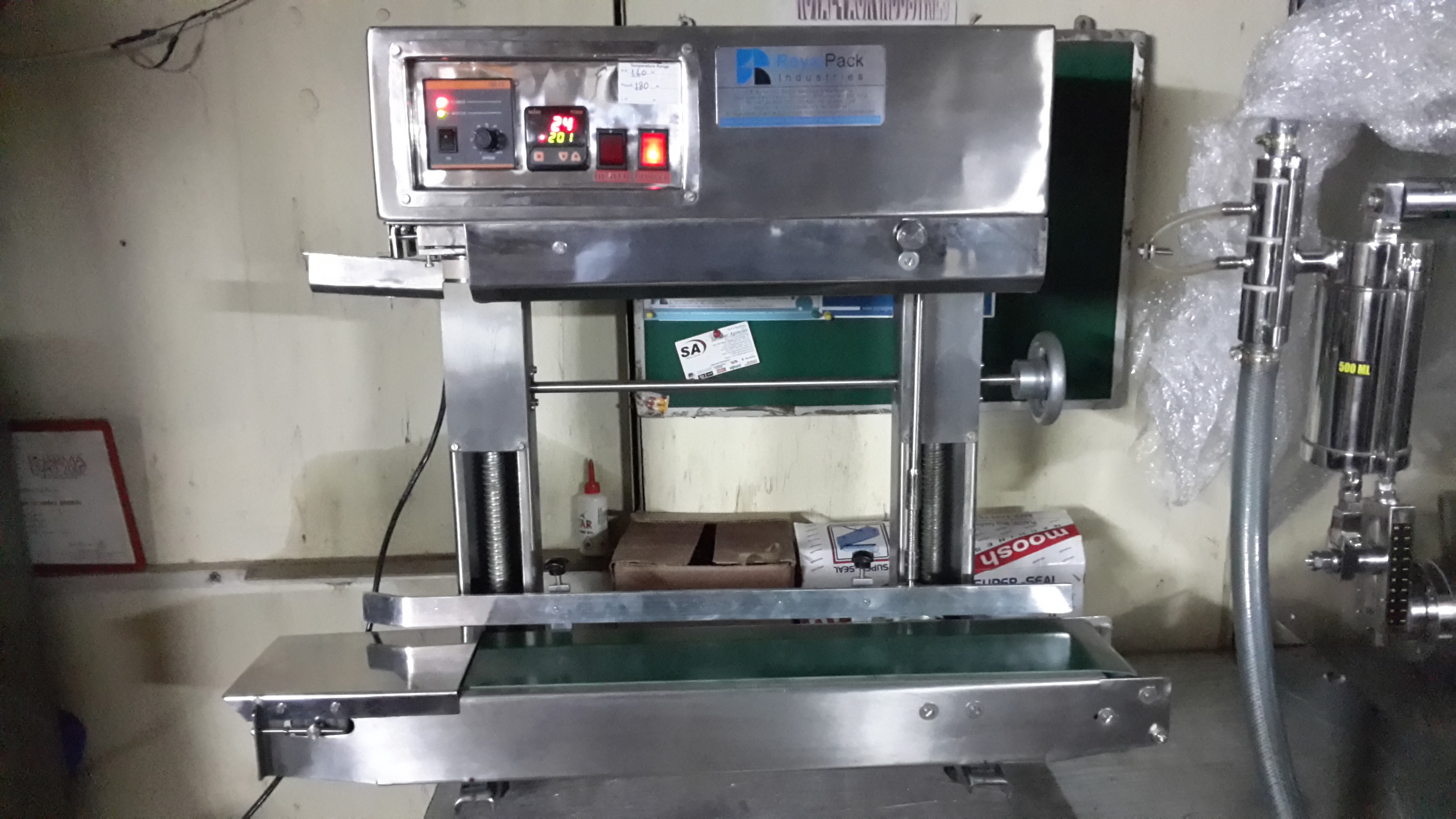 Continuous Pouch Sealing Machine - 220-240v, New Condition | White Color, Industrial Application
