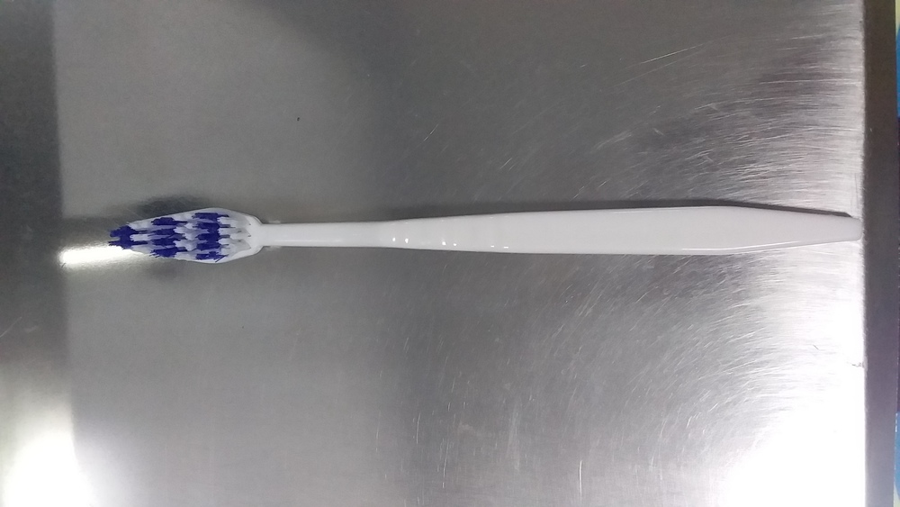 डिस्पोजेबल टूथब्रश